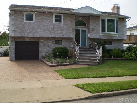 2400 Maple Street, Seaford NY