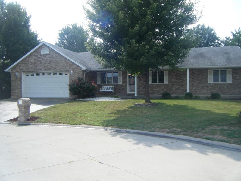 623 Brook Stone Ct, Freeburg IL