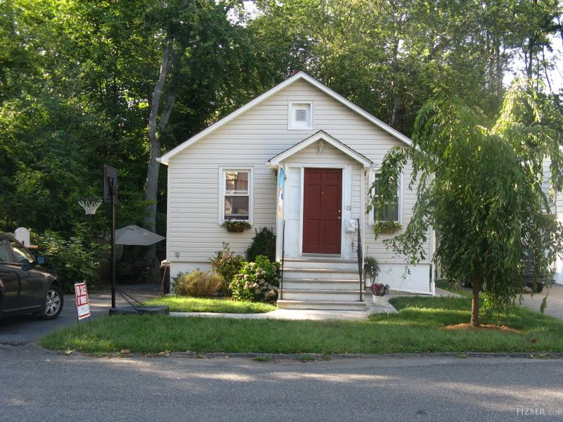 13 Melrose Place, West Caldwell NJ