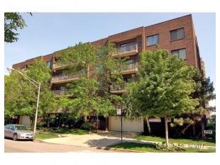 6102 N Sheridan Rd, Chicago IL