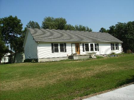 310 N 8Th, Arma KS