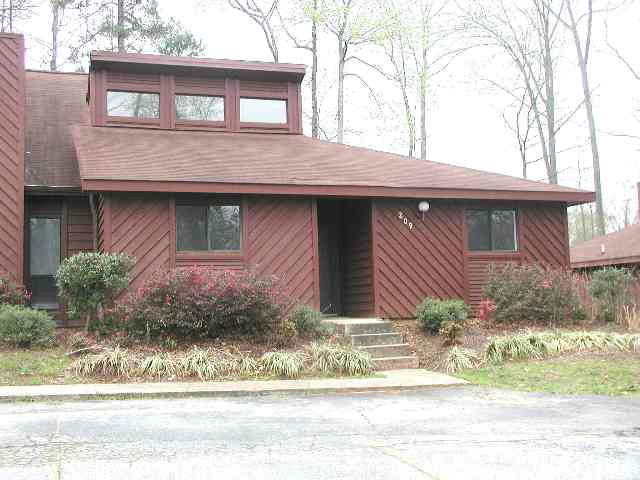 209 Rock Knoll Dr, Greenwood SC